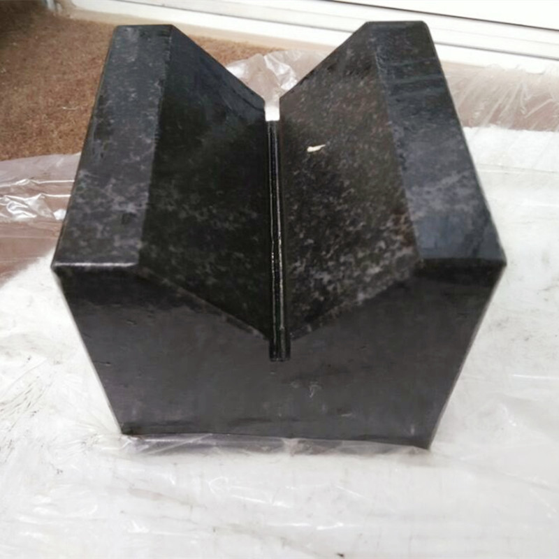 Werengani zambiri za block ya granite