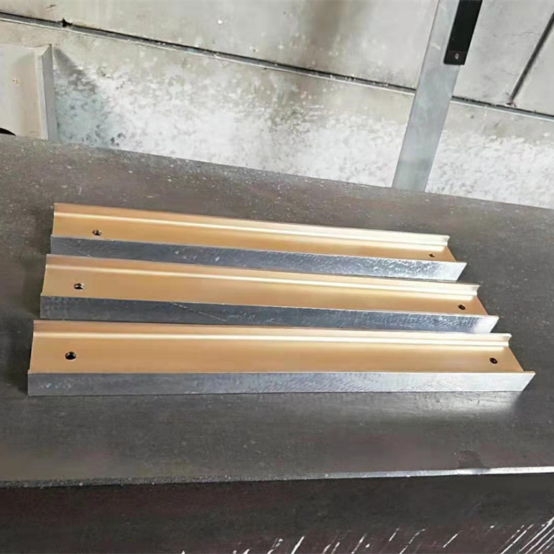 Werengani zambiri za olamulira a aluminium