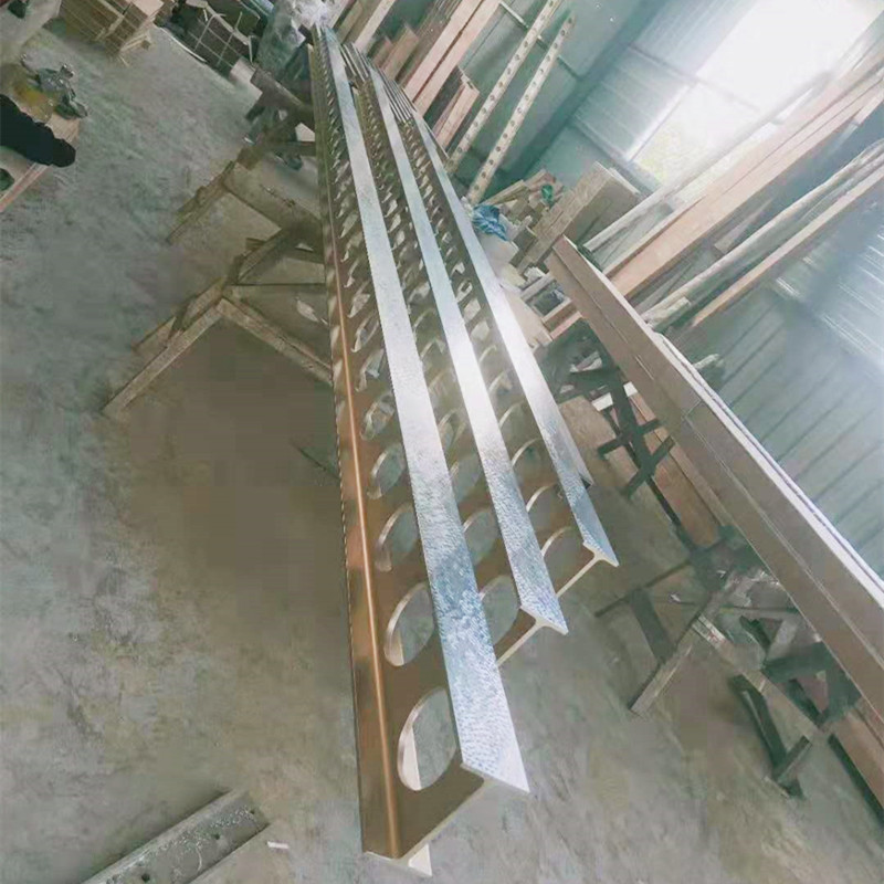 Werengani zambiri za olamulira a aluminium