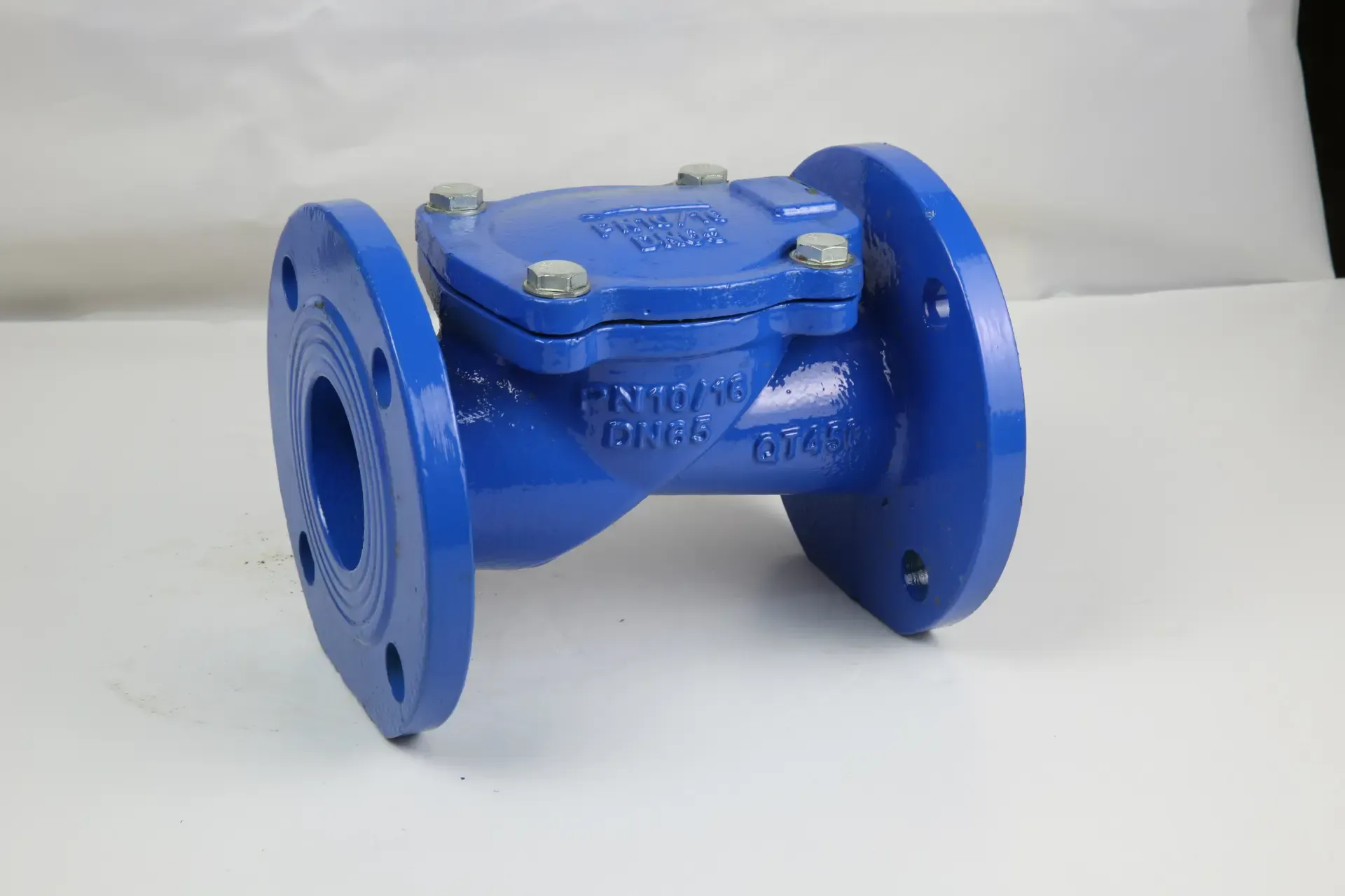 Werengani zambiri za cheke cha valve