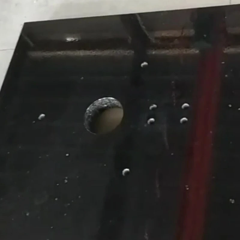 Zigawo za Granite zimakwezedwa ndikutumizidwa